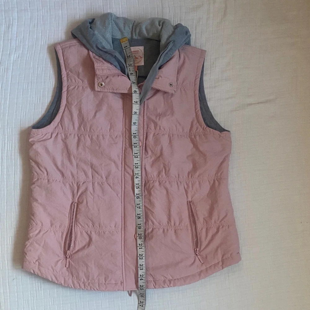OUTDOOR COLLECTION Light Pink Puffer Vest with Gray Hood